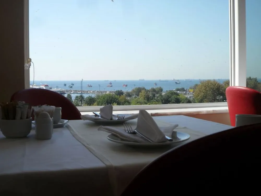 Abel Hotel, pamje e hotelit në Stamboll