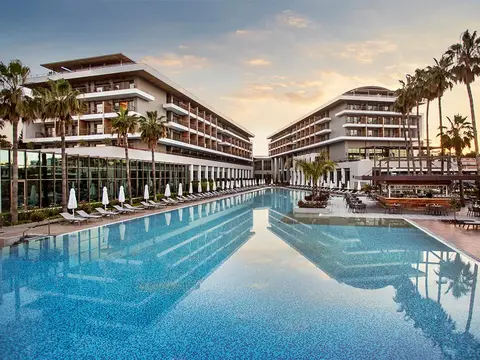 Acanthus & Cennet Barut Collection, fotografia 6 nga 20
