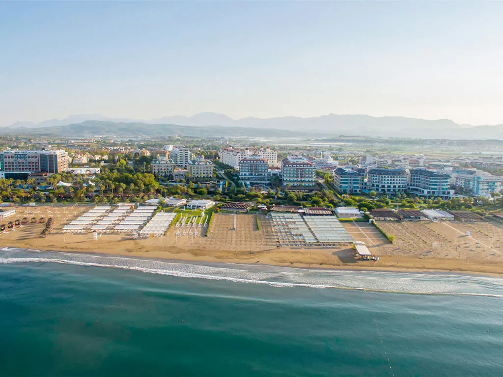 Adalya Ocean Deluxe, pamje e hotelit në Side