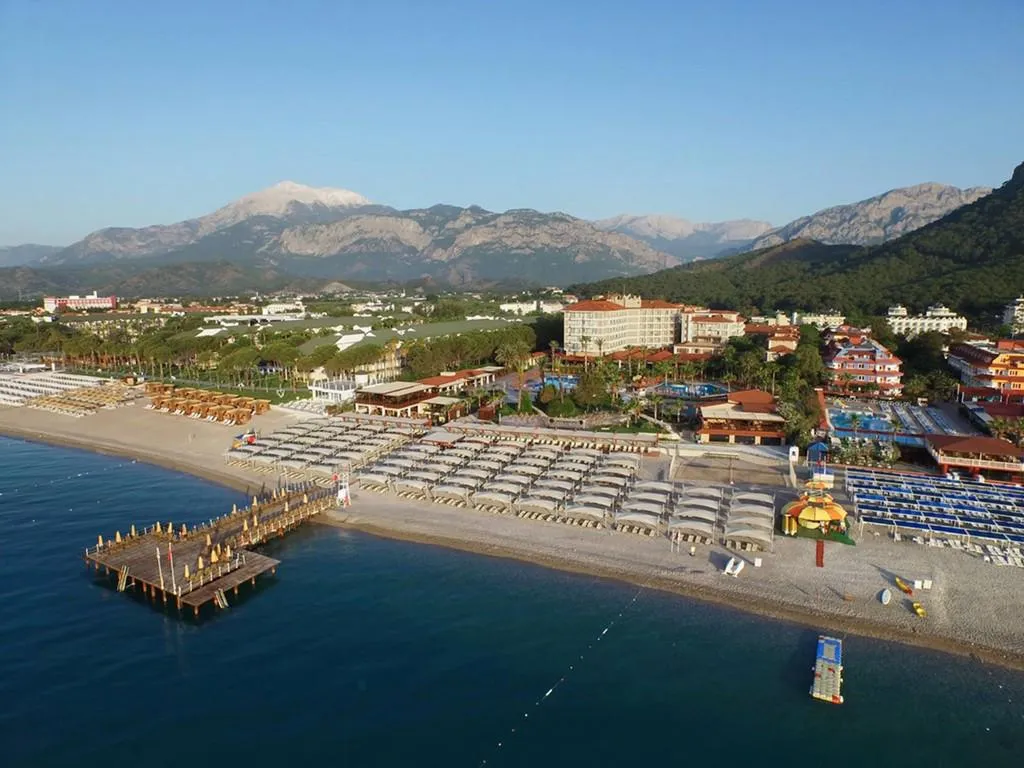 Akka Alinda Hotel, pamje e hotelit në Kemer