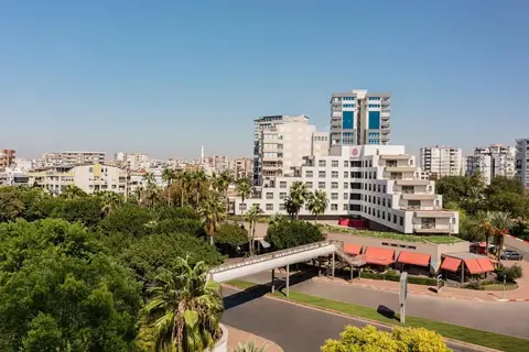 Akra V, fotografia 16 nga 20