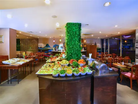 All Seasons Hotel, fotografia 19 nga 20
