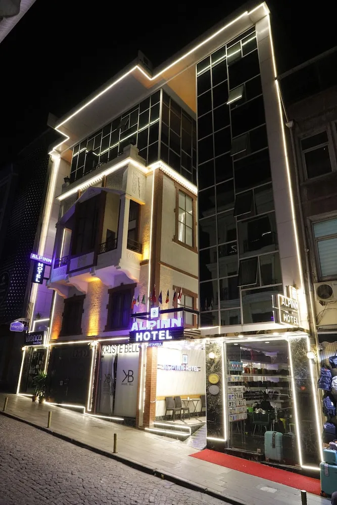 Alpinn Hotel, pamje e hotelit në Stamboll