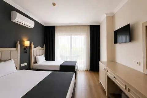 Art Poseidon Hotel, fotografia 17 nga 20