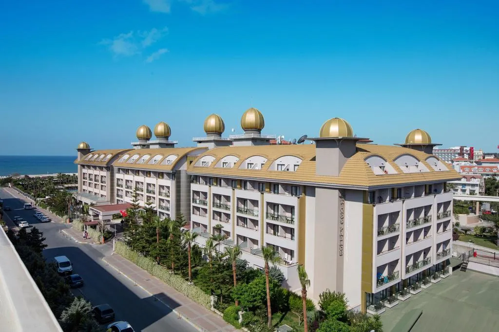 Aydinbey King's Palace & Spa, pamje e hotelit në Side