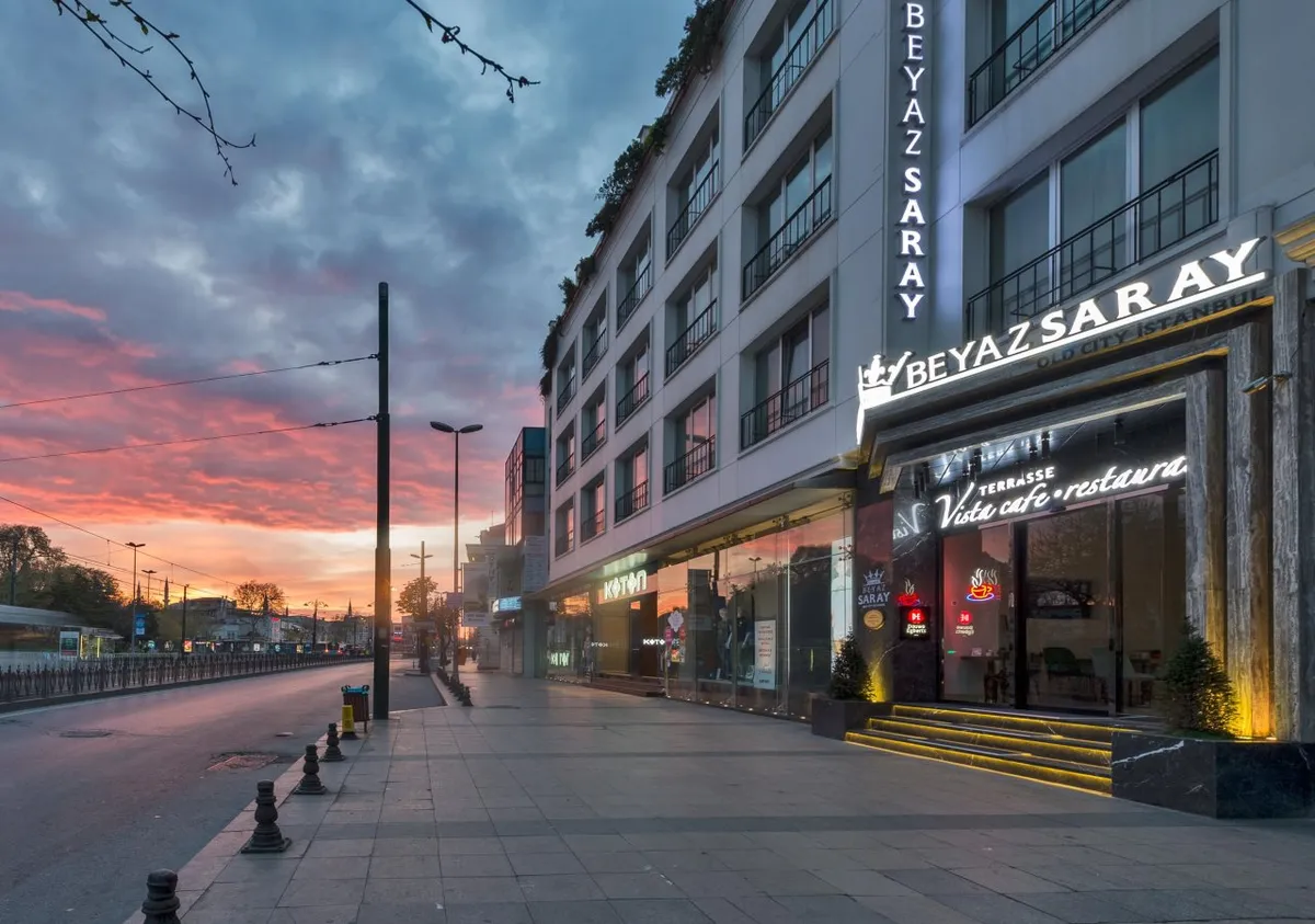 Beyaz Saray, pamje e hotelit në Stamboll
