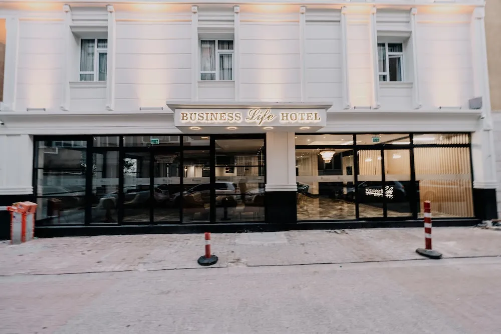 Business Life Hotel, pamje e hotelit në Stamboll