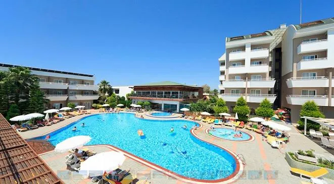 Club Mermaid Village, pamje e hotelit në Alanya