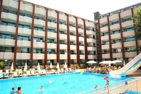 Club Monte Carlo, fotografia 10 nga 20