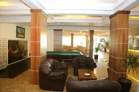 Club Monte Carlo, fotografia 18 nga 20