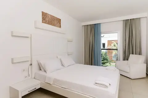 Costa Luvi Boutique Hotel, fotografia 7 nga 20