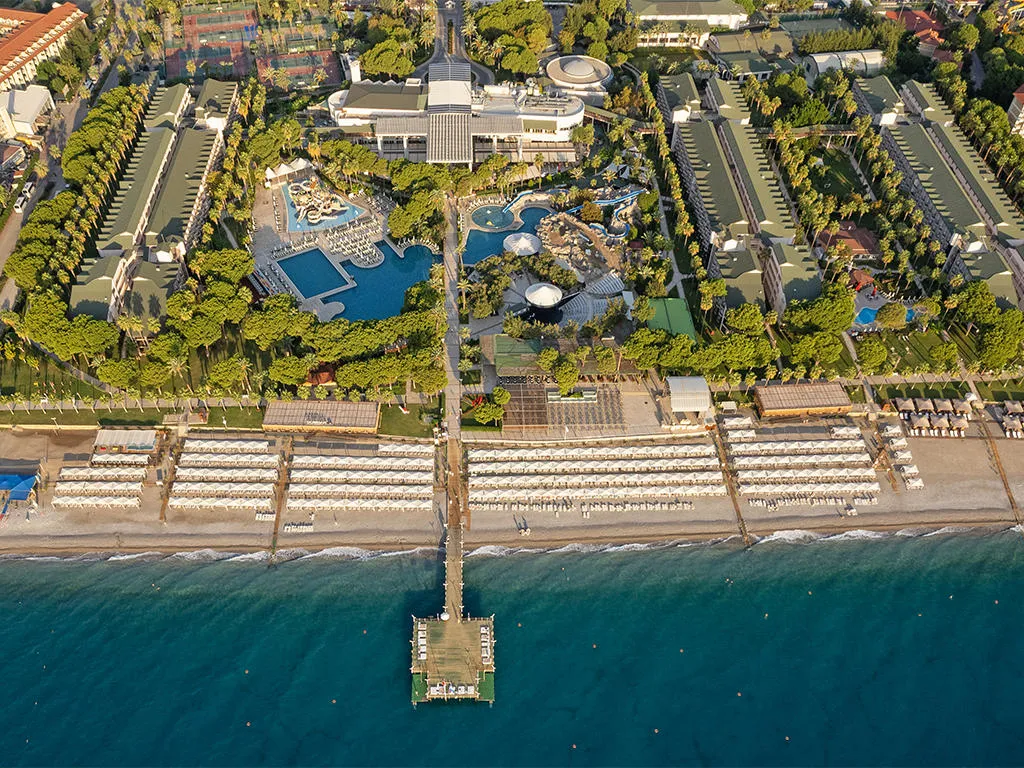 Dobedan World Palace Hotel, pamje e hotelit në Kemer
