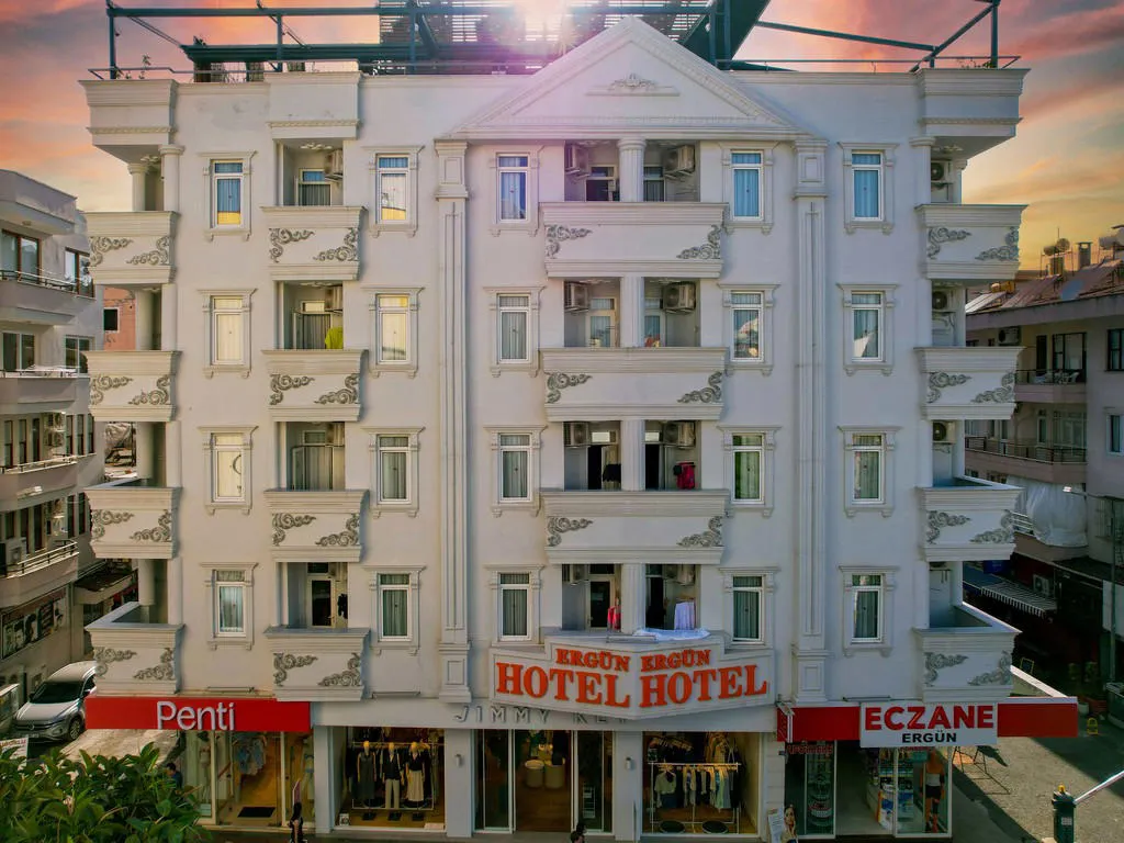 Ergün Hotel, pamje e hotelit në Alanya