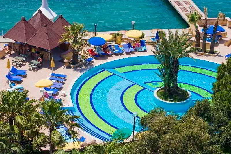 Fantasia De Luxe Kusadasi, pamje e hotelit në Kusadasi