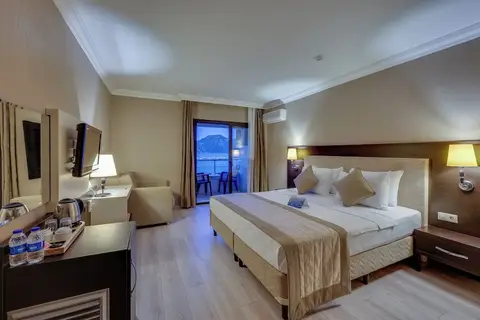Faros Premium Beach Hotel, fotografia 12 nga 20