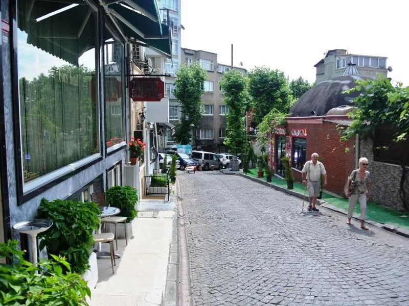 Fors, pamje e hotelit në Stamboll