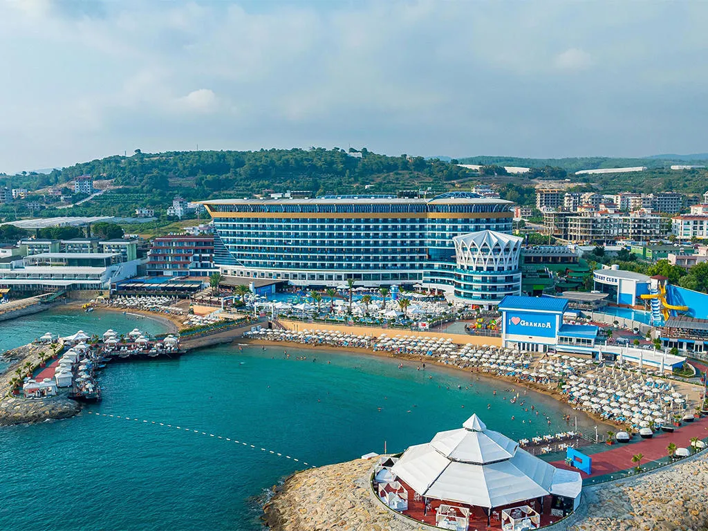 Granada Luxury Okurcalar, pamje e hotelit në Alanya