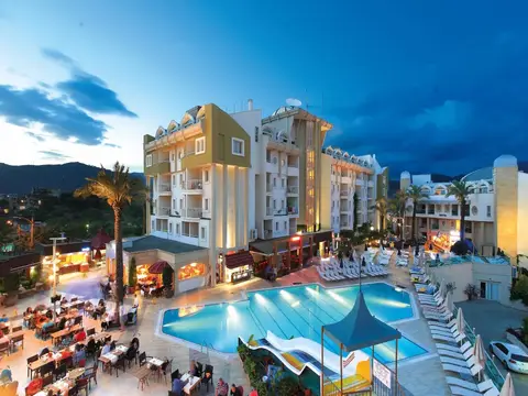 Grand Cettia Hotel, fotografia 6 nga 20
