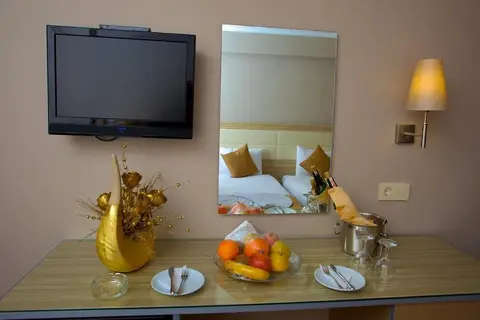 Grand Emin Otel, fotografia 8 nga 13