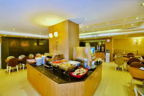 Grand Emin Otel, fotografia 10 nga 13