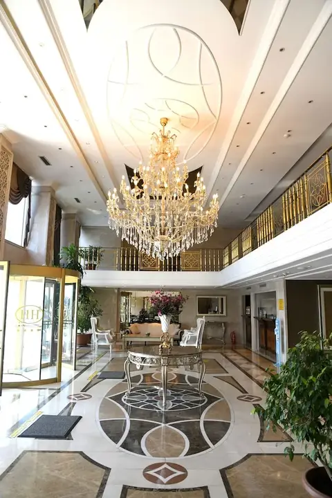 Grand Halic Goldenhorn, fotografia 3 nga 20