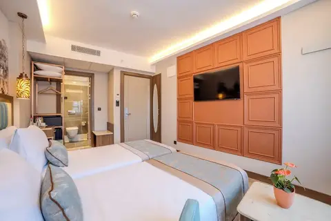 Grand Hilarium Hotel, fotografia 12 nga 20