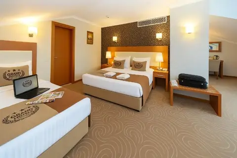 Grand Hotel Avcilar, fotografia 15 nga 20