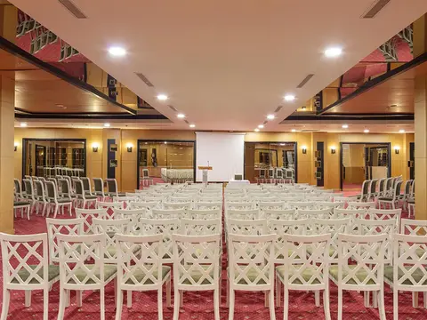 Grand Ring Hotel, fotografia 18 nga 20