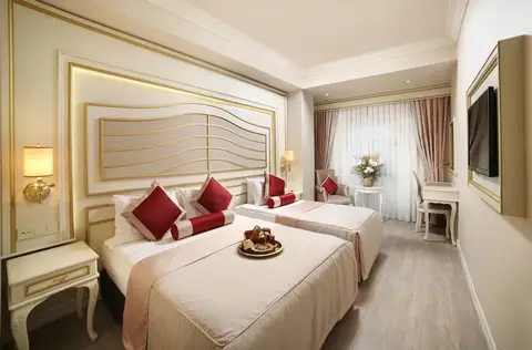 Halifaks Hotel, fotografia 10 nga 20
