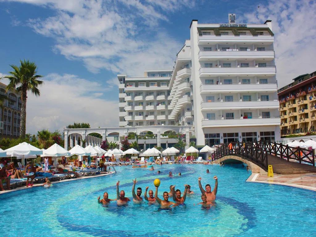 Holiday Garden Resort, pamje e hotelit në Alanya