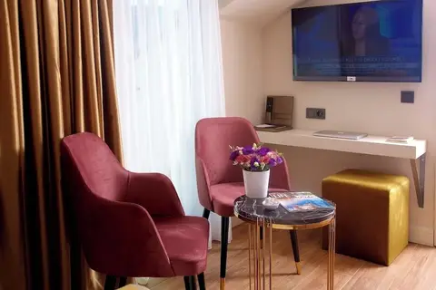 Icon Hotel Taksim, fotografia 11 nga 20