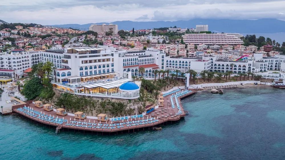 Infinity by Yelken Aquapark & Resorts, pamje e hotelit në Kusadasi