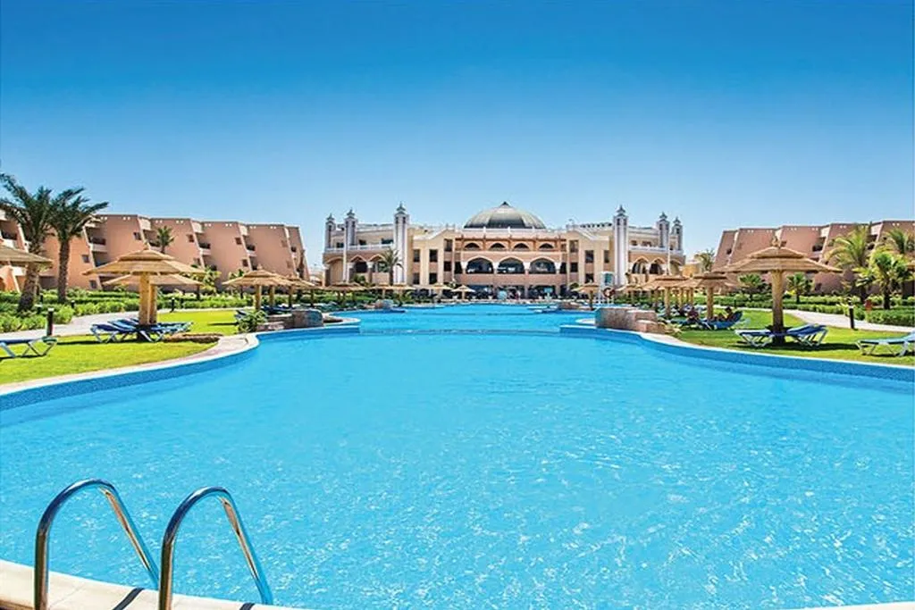 Jasmine Palace Resort & Spa, pamje e hotelit në Hurghada