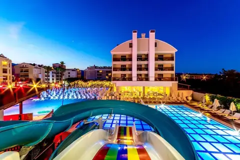 Julian Club Hotel, fotografia 16 nga 20