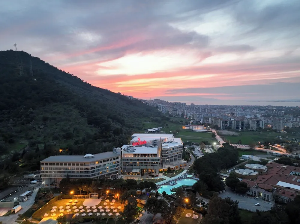 Kaya Izmir Thermal & Spa, pamje e hotelit në Çeşme
