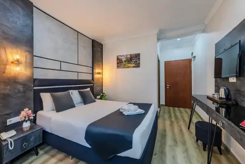 La Pazza Suites, fotografia 13 nga 20