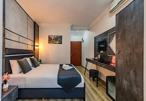 La Pazza Suites, fotografia 15 nga 20