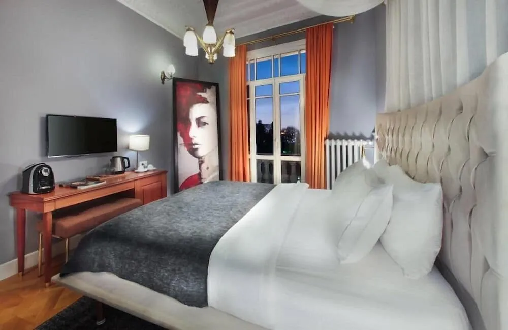 Lina Hotel Taksim Pera, pamje e hotelit në Stamboll