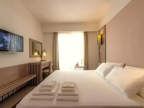 Liv Hotel By Bellazure Boutique, fotografia 10 nga 20