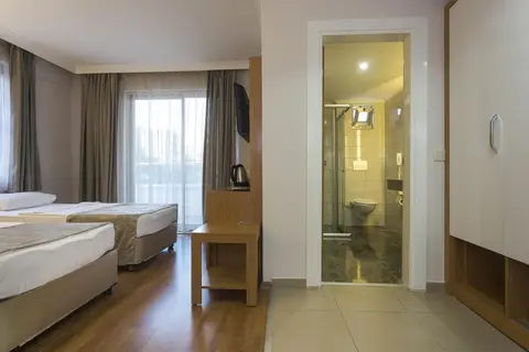 Lonicera City Hotel, fotografia 13 nga 20