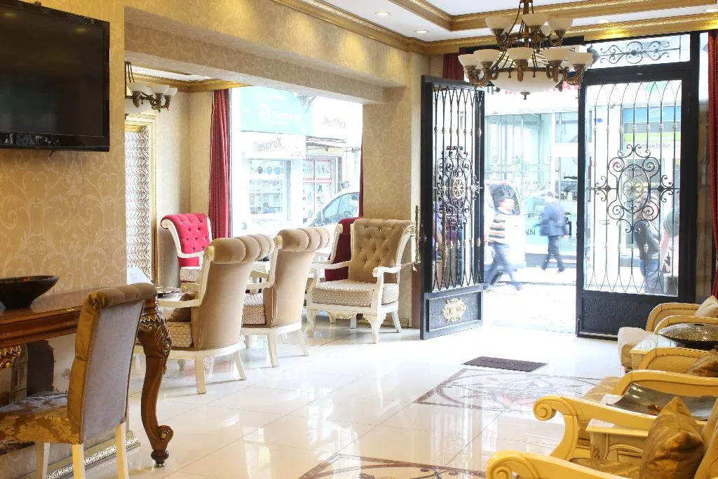 Marmara Deluxe, pamje e hotelit në Stamboll