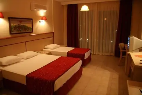 Meric Hotel Turunc, fotografia 10 nga 20