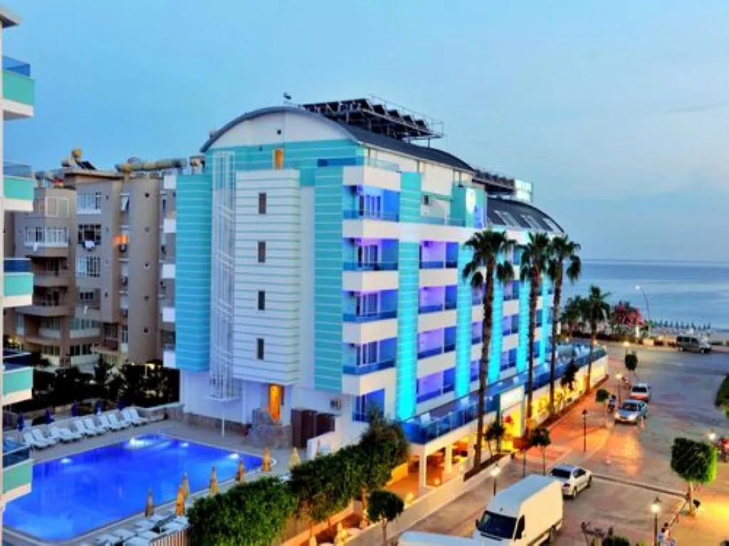 Mesut Hotel, pamje e hotelit në Alanya