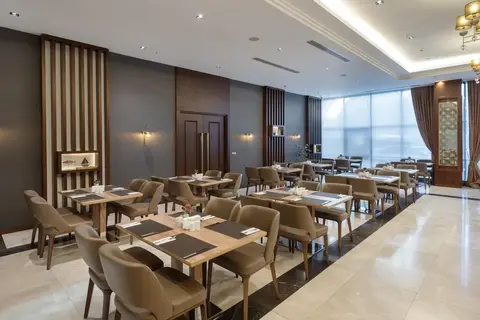 Miracle İstanbul Asia Airport Hotel & Spa, fotografia 17 nga 20
