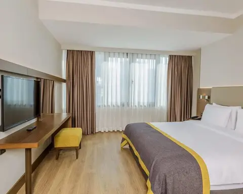 Nearport Hotel, fotografia 10 nga 15