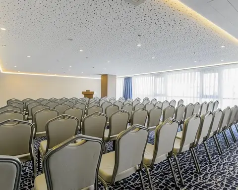 Nearport Hotel, fotografia 12 nga 15