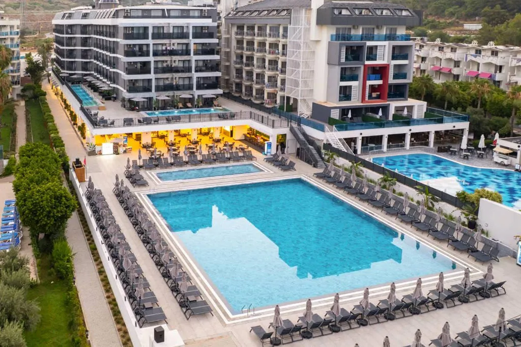 Nova Life Hotel, pamje e hotelit në Alanya