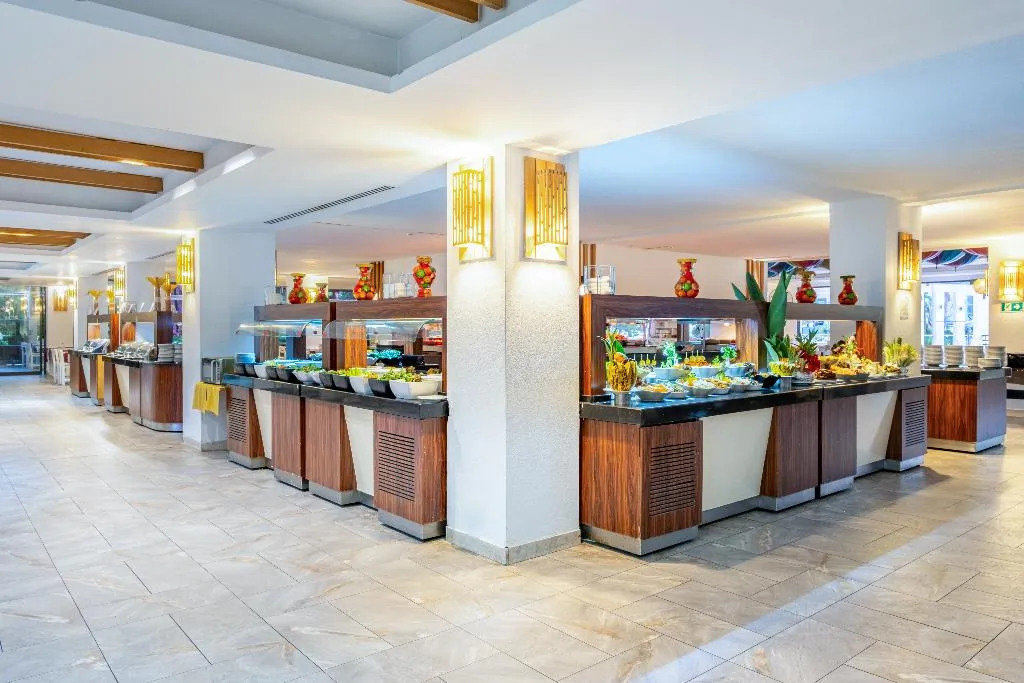 Ölüdeniz Beach Resort by Z'Hotels, pamje e hotelit në Marmaris