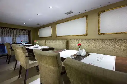Osmanbey Fatih Hotel, fotografia 13 nga 20