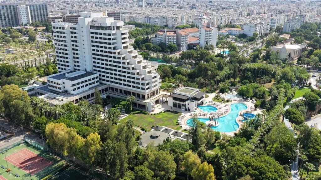 Ozkaymak Falez Hotel, pamje e hotelit në Antalya